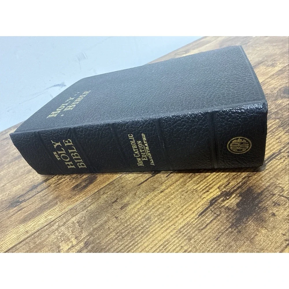 Holy Bible New Catholic Edition 1954 Illustrated Hardcover USA Printed